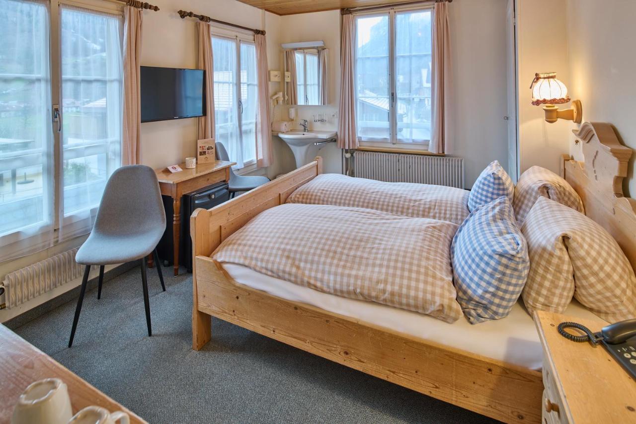 Baeren Hotel, The Bear Inn Вильдерсвиль Экстерьер фото