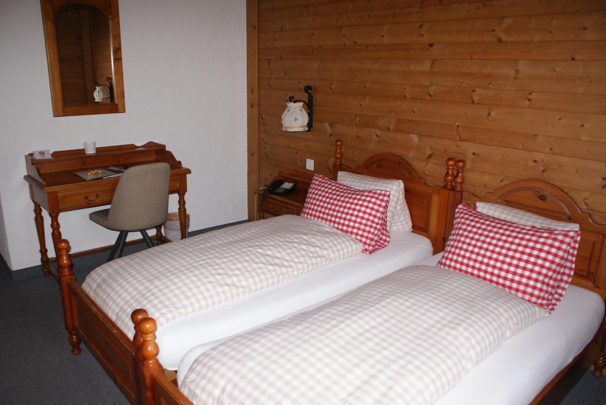 Baeren Hotel, The Bear Inn Вильдерсвиль Экстерьер фото