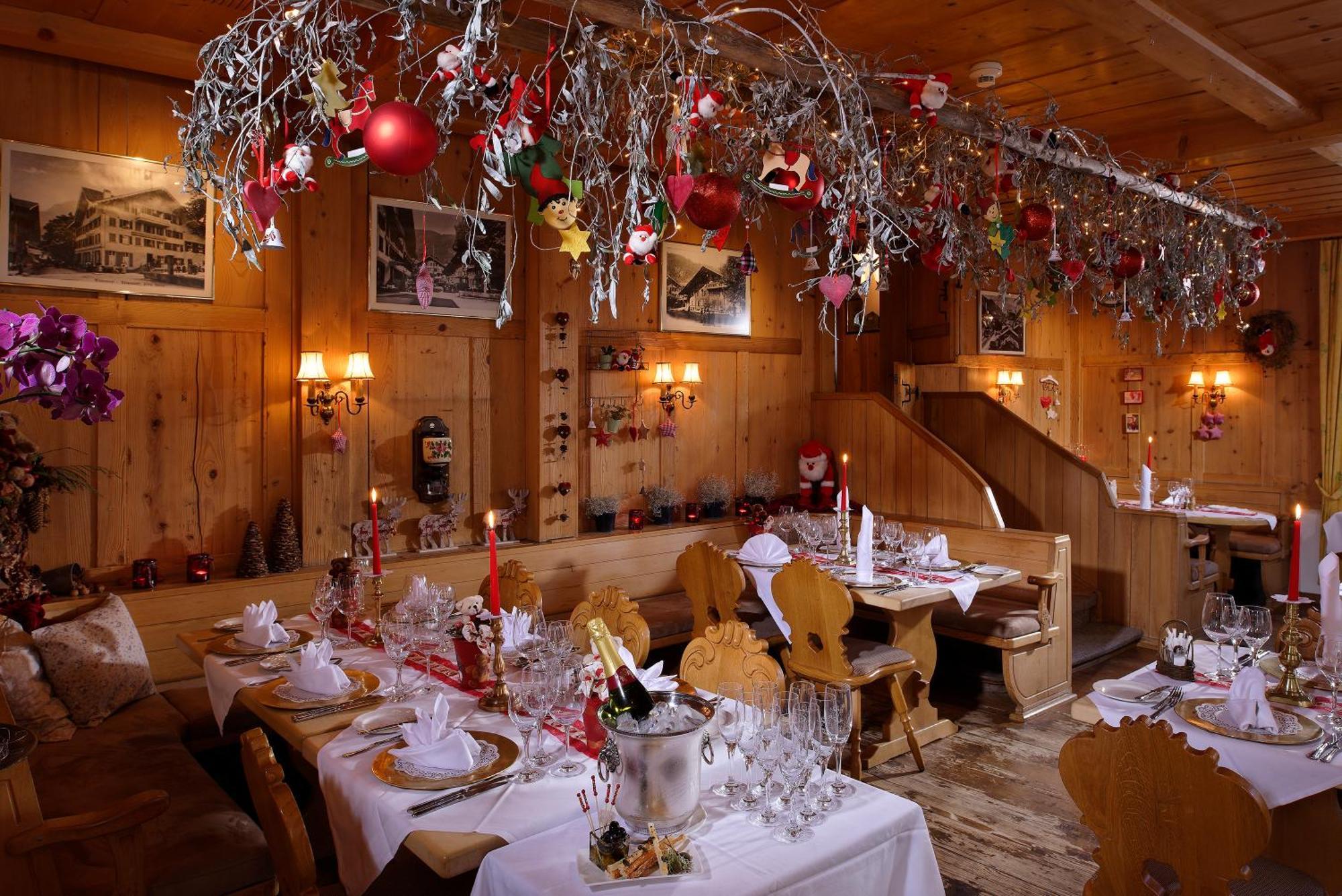 Baeren Hotel, The Bear Inn Вильдерсвиль Экстерьер фото